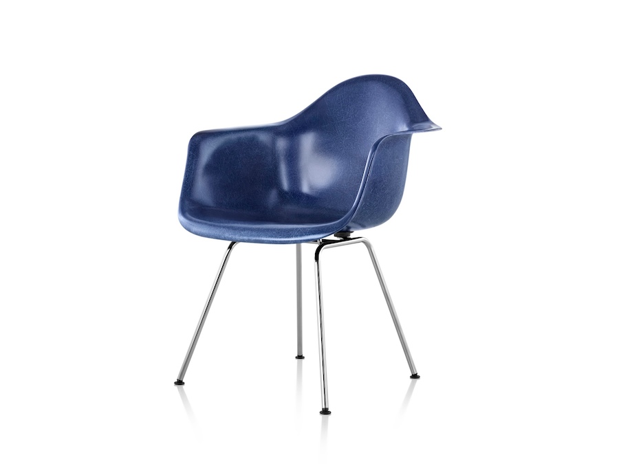 A photo - Eames Molded Fiberglass Armchair–4-Leg Base–Nonupholstered