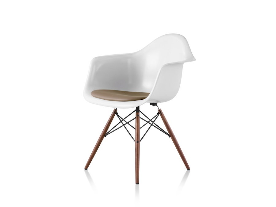 A photo - Eames Molded Fiberglass Armchair–Dowel Base–Upholstered Seat Pad