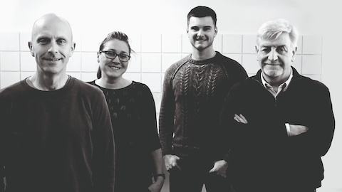 Vier ontwerpers van de Britse studio BroomeJenkins.