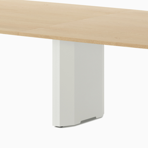 Boat-shaped Byne Meeting Table with Universal Middle Leg