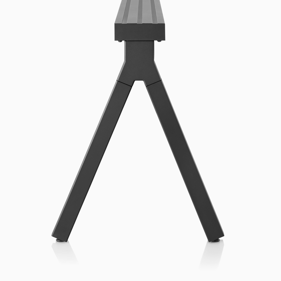 A black Canvas Vista chase viewed from the end with an a-shaped leg support.