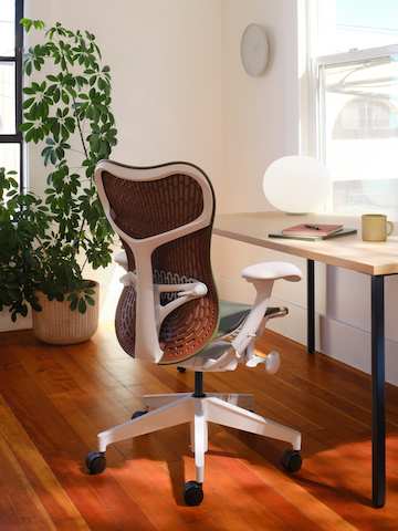 Mirra 2 Chair in Olive, Cordovan and Alpine