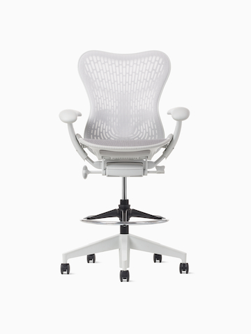 Front view of a Mirra 2 stool with a Butterfly back.
