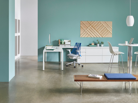 Tu storage components form one leg of an L-shaped workstation.