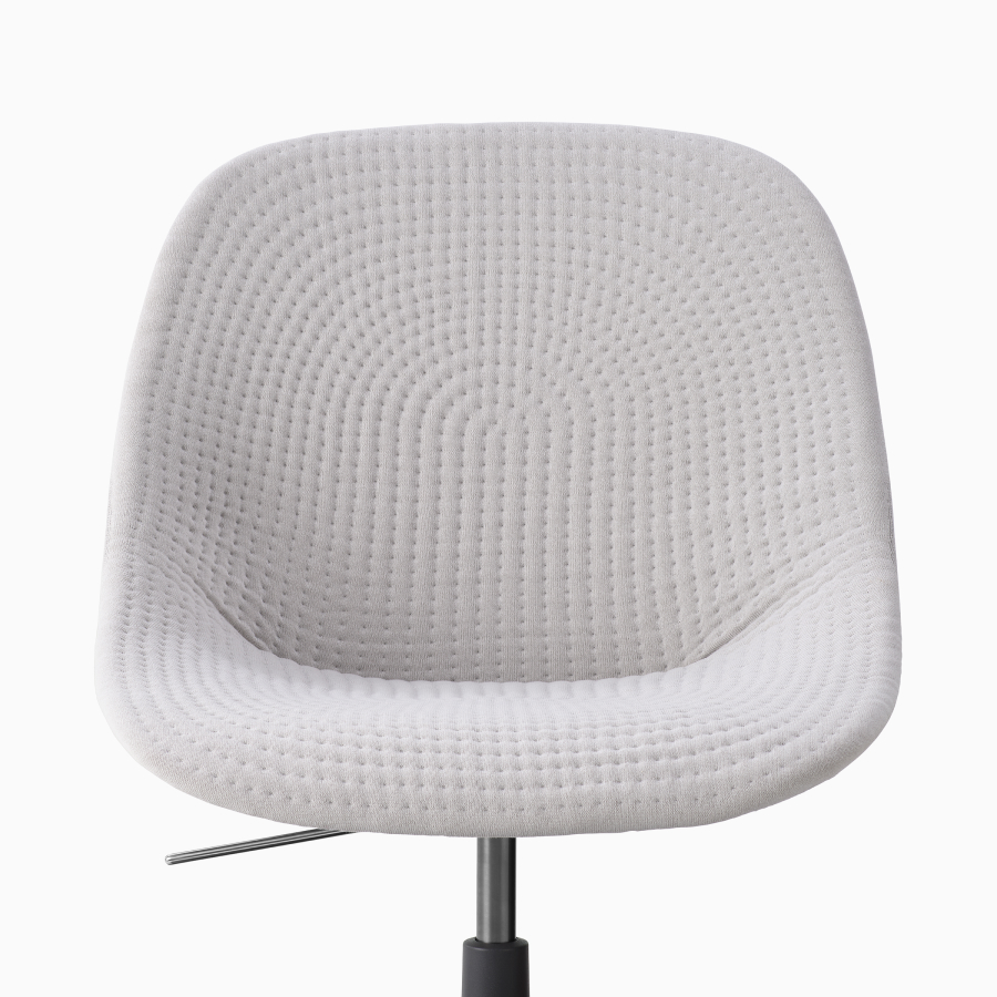 Front view of Zeph Chair in Carbon with alpine unibody